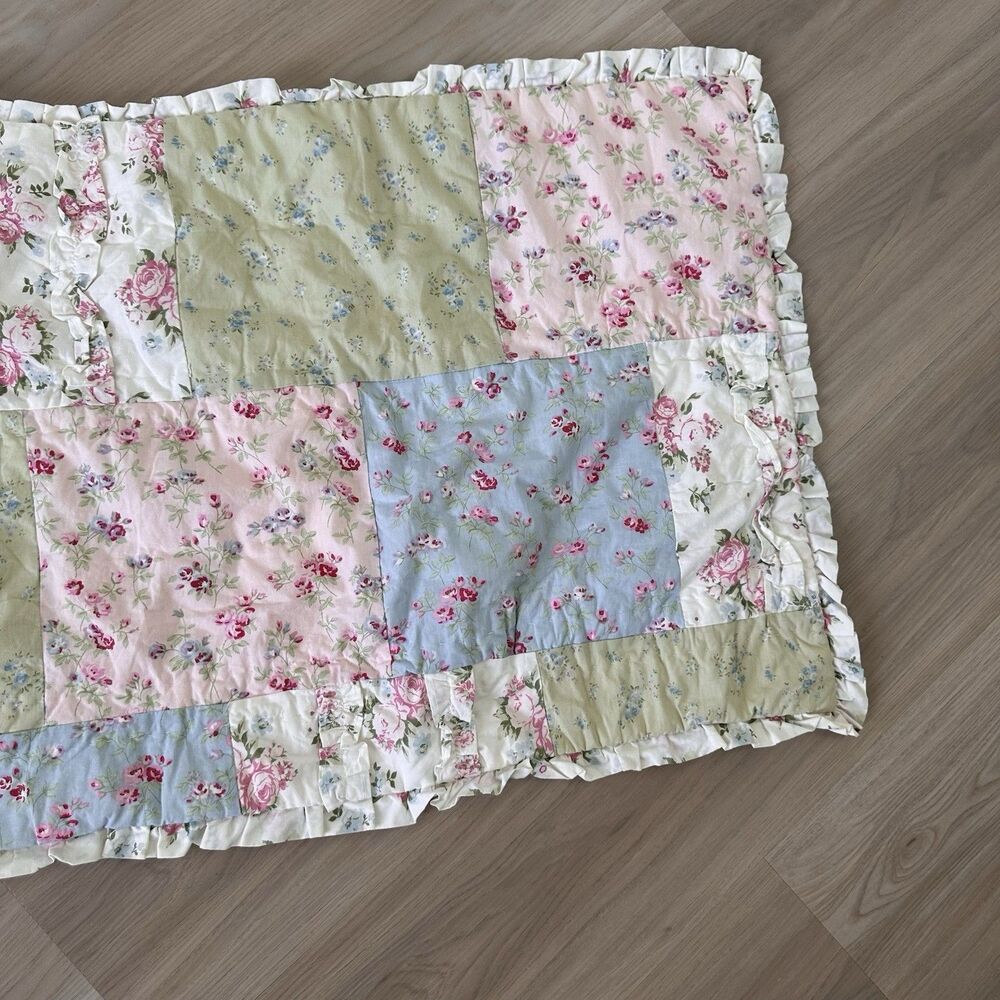 SIMPLY SHABBY CHIC RACHEL ASHWELL - FLORAL PATCHWORK RUFFLED STD. PILLOW SHAM - Picture 4 of 9